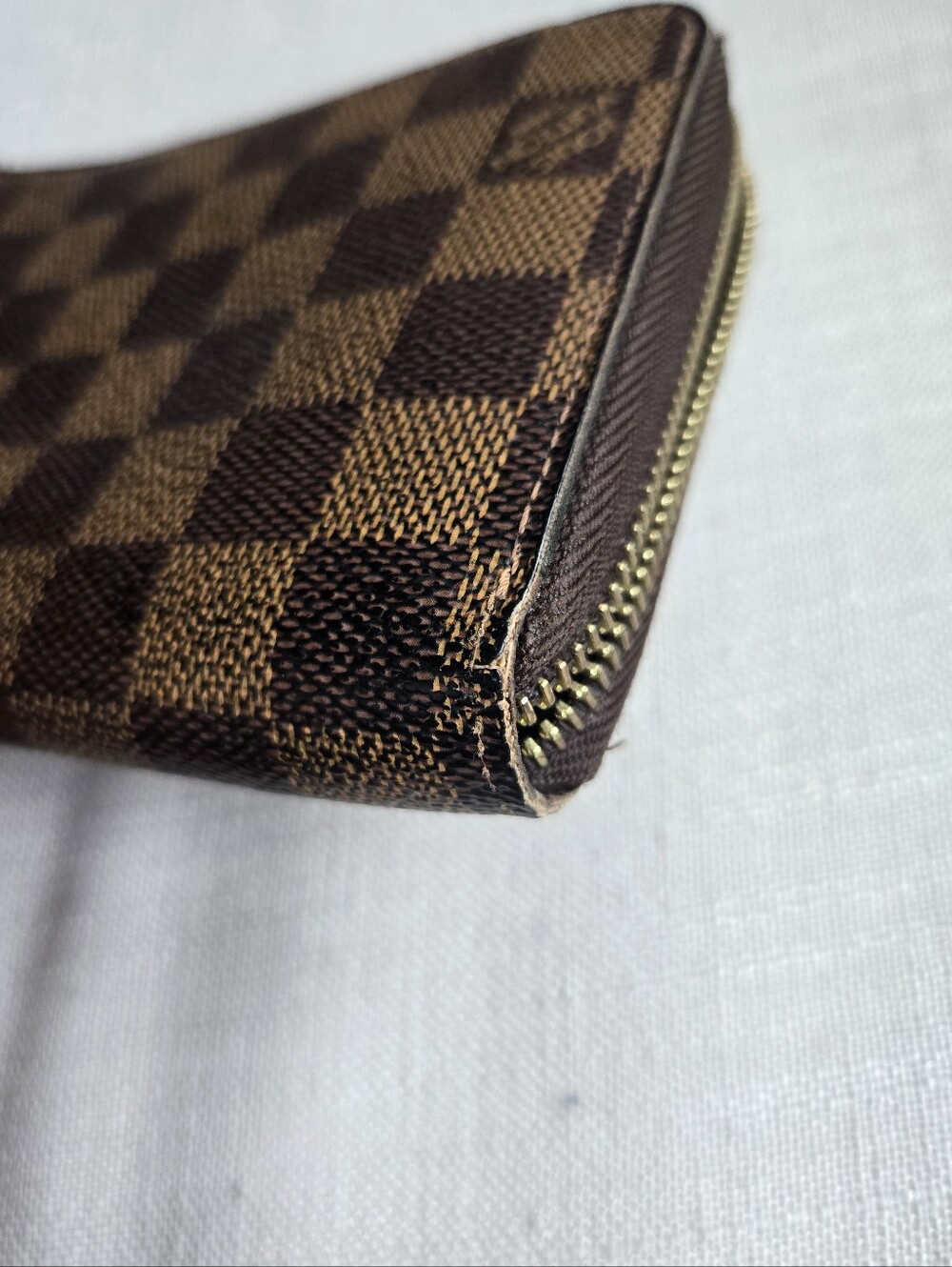 Louis Vuitton Wallet - Picture 11 of 13